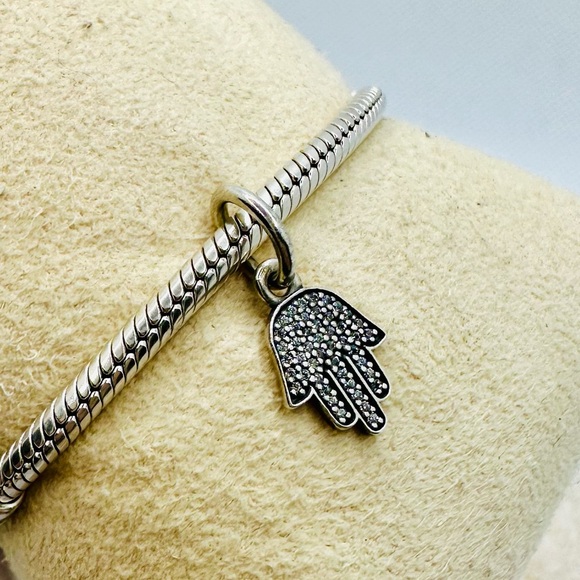 EUC Pandora 791307CZ Sterling Silver Symbol of Protection Hamsa Hand Dangle Bead - Picture 5 of 14